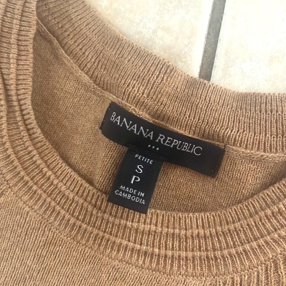 Bananas Republic Sweater Dress - Picture 2 of 4